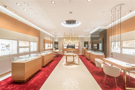 OMEGA® Boutique Singapore .